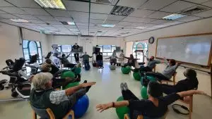 התעמלות כיסאות יום א'