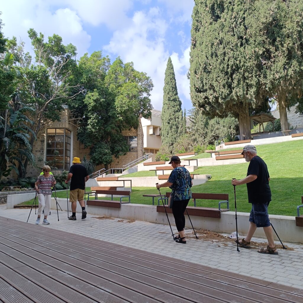 קבוצת הליכה נורדית